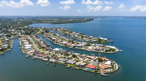 5108 Commonwealth Road Palmetto FL 34221