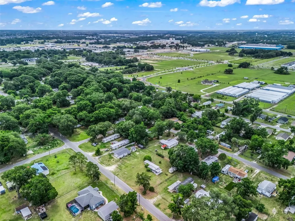 3567 County Road 230 Wildwood FL 34785