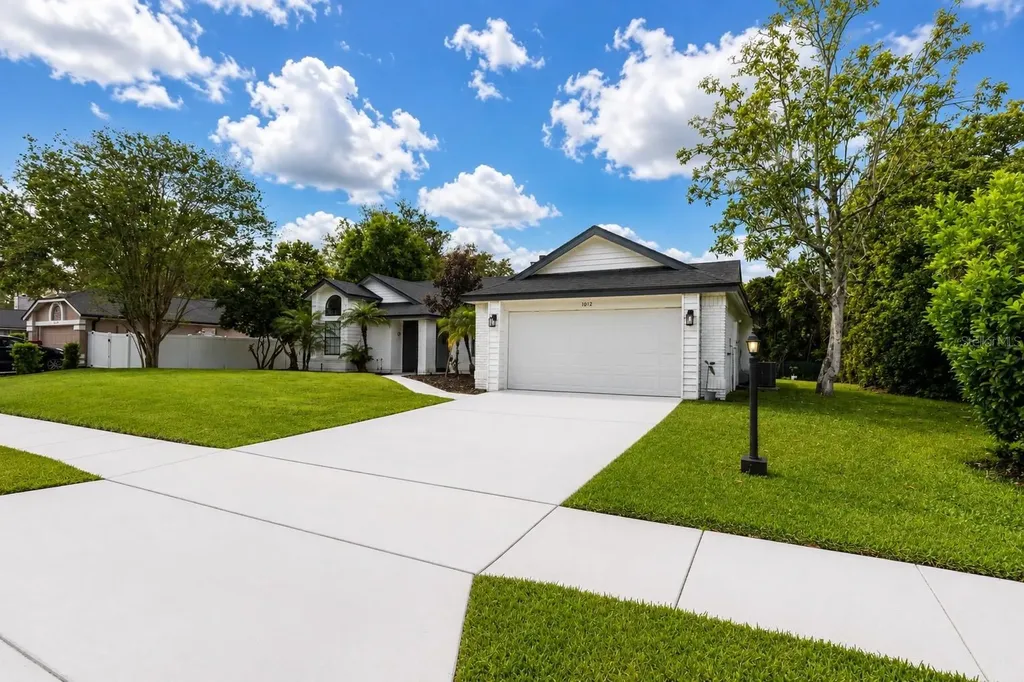 1012 Willa Lake Circle Oviedo FL 32765