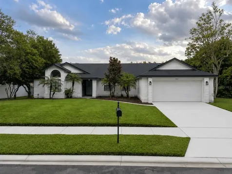 1012 Willa Lake Circle Oviedo FL 32765