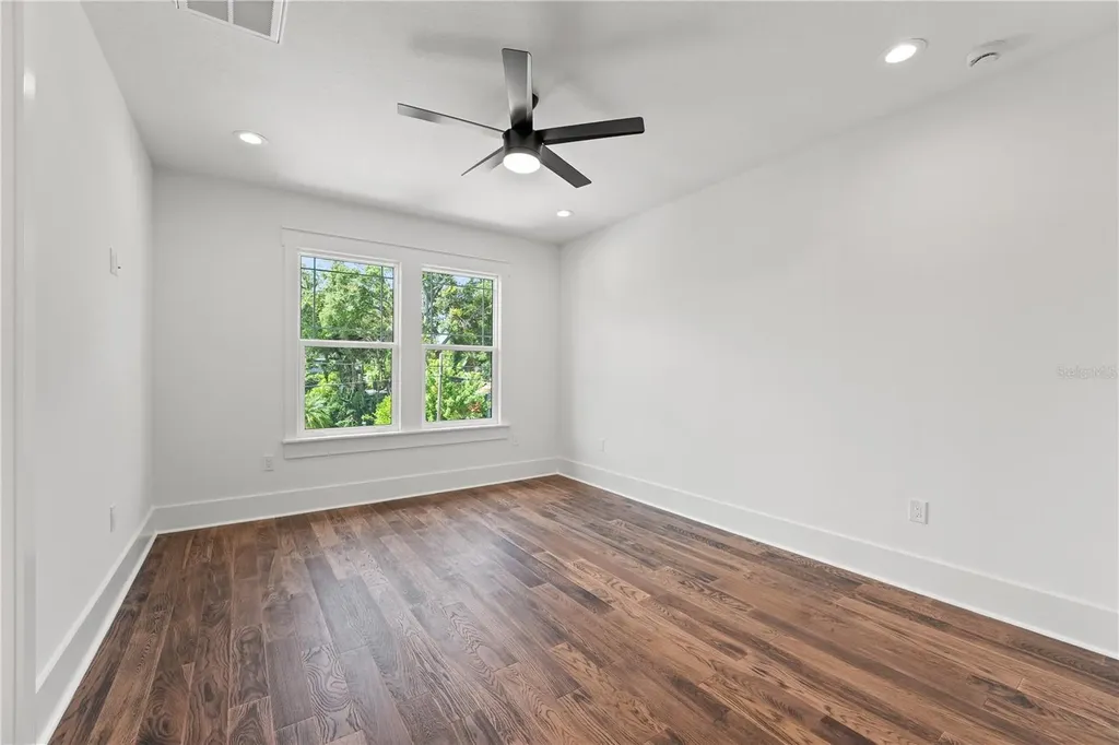115 W Hiawatha Street Tampa FL 33604