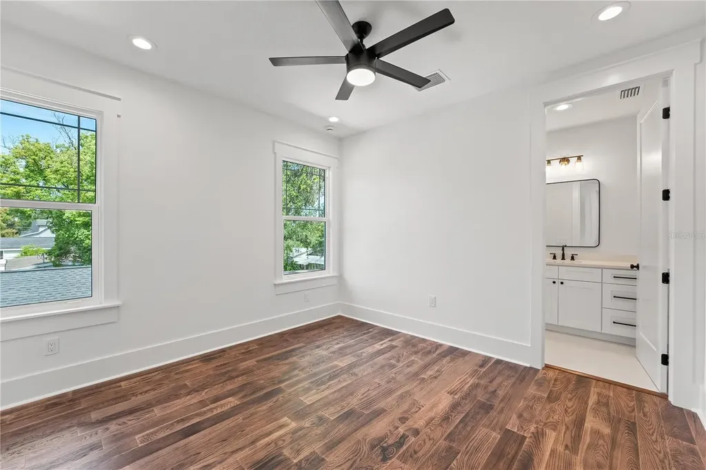 115 W Hiawatha Street Tampa FL 33604