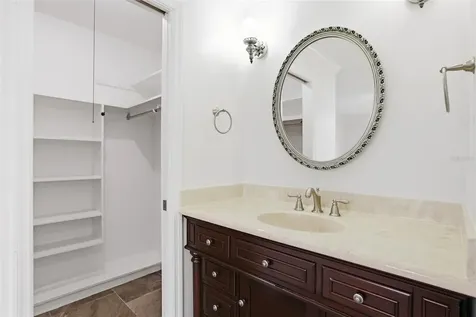 5082 Jennifer Place Orlando FL 32807