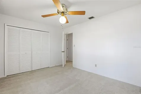 5082 Jennifer Place Orlando FL 32807