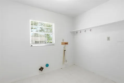 5082 Jennifer Place Orlando FL 32807