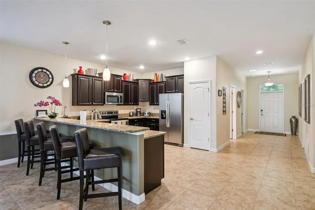 1420 Moon Valley Davenport FL 33896