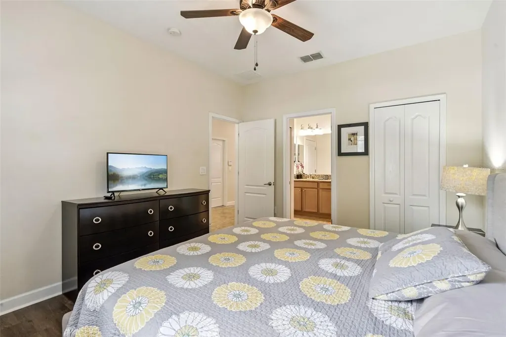 1420 Moon Valley Davenport FL 33896