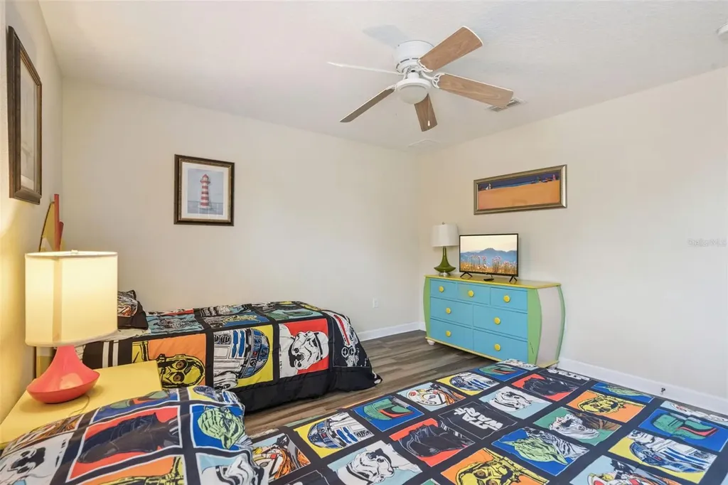 1420 Moon Valley Davenport FL 33896