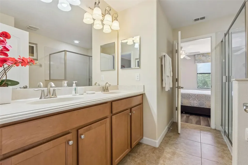 1420 Moon Valley Davenport FL 33896