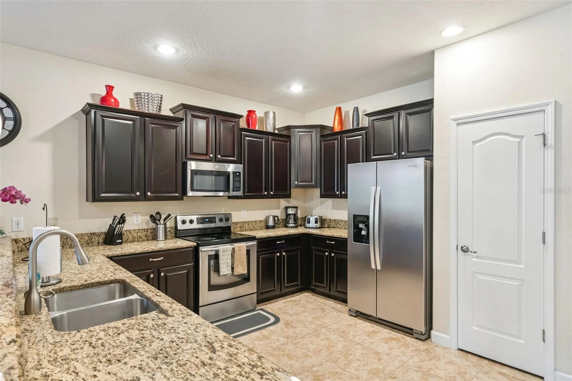 1420 Moon Valley Davenport FL 33896