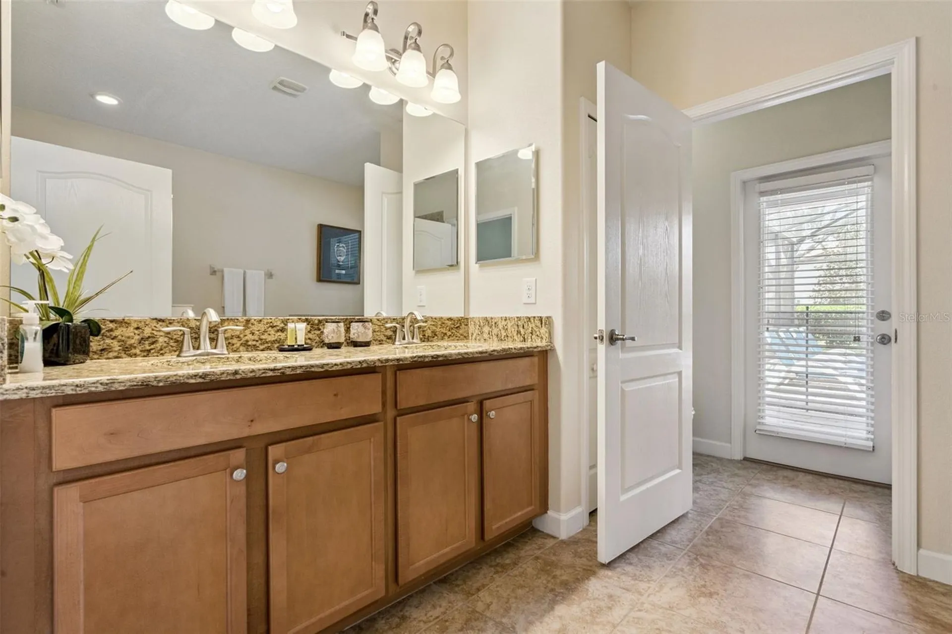 1420 Moon Valley Davenport FL 33896