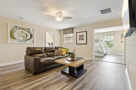 1420 Moon Valley Davenport FL 33896