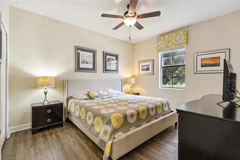 1420 Moon Valley Davenport FL 33896