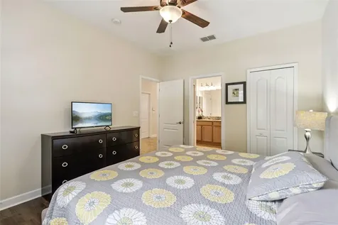 1420 Moon Valley Davenport FL 33896