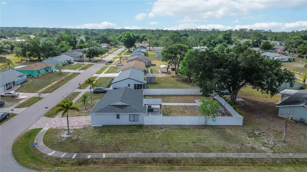 6775 Dennison Avenue North Port FL 34287