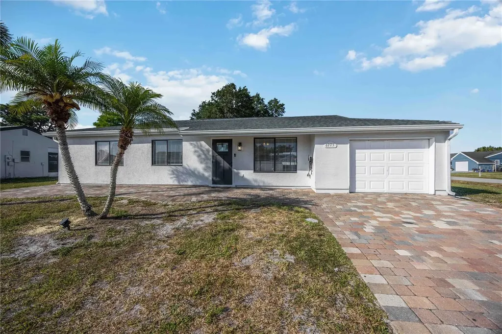 6775 Dennison Avenue North Port FL 34287