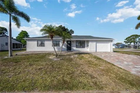 6775 Dennison Avenue North Port FL 34287