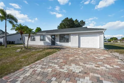 6775 Dennison Avenue North Port FL 34287