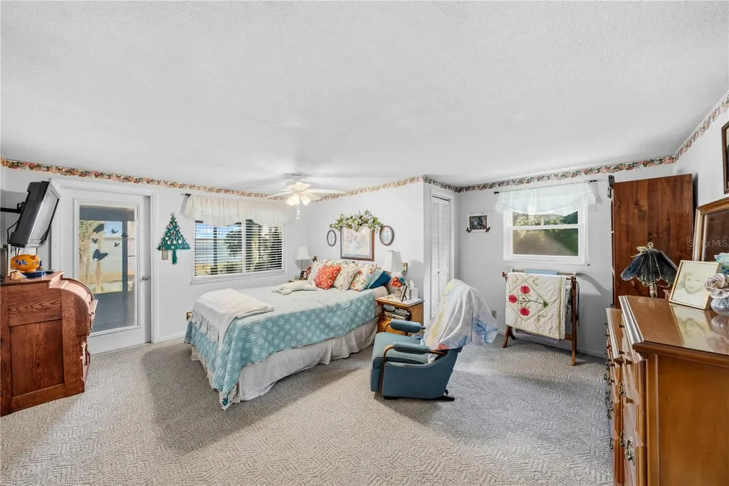 11690 SE 132nd Street Road Ocklawaha FL 32179