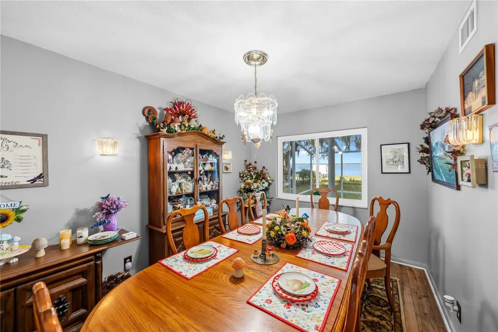 11690 SE 132nd Street Road Ocklawaha FL 32179