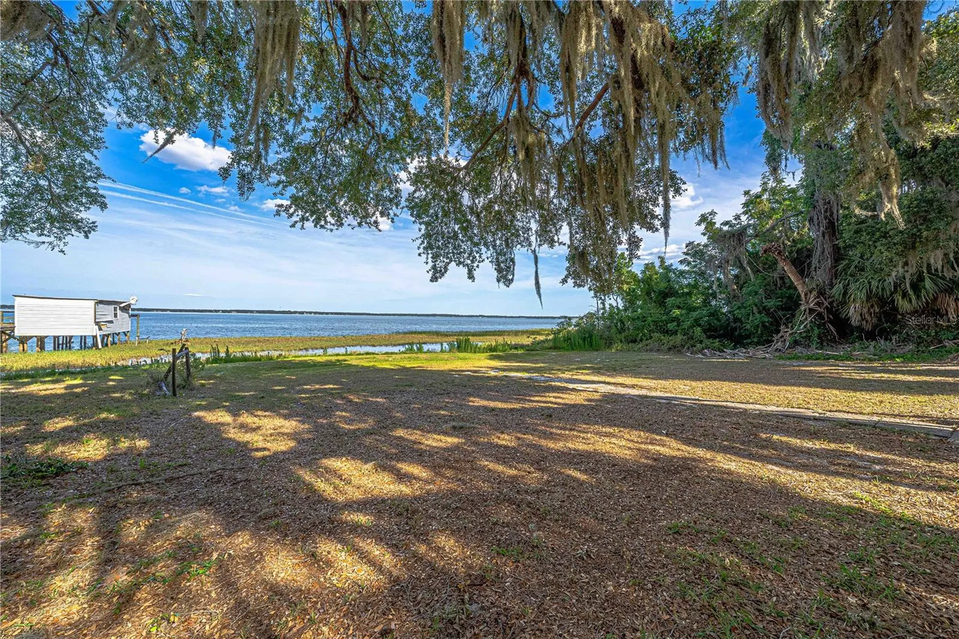 11690 SE 132nd Street Road Ocklawaha FL 32179