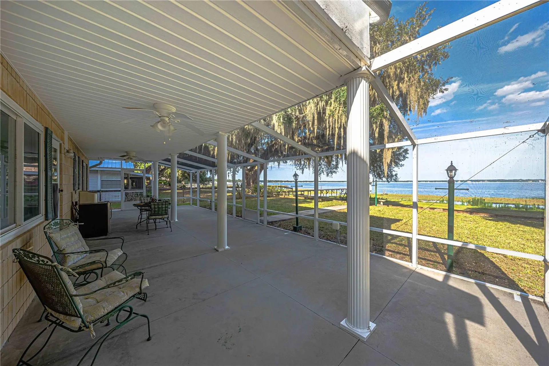 11690 SE 132nd Street Road Ocklawaha FL 32179