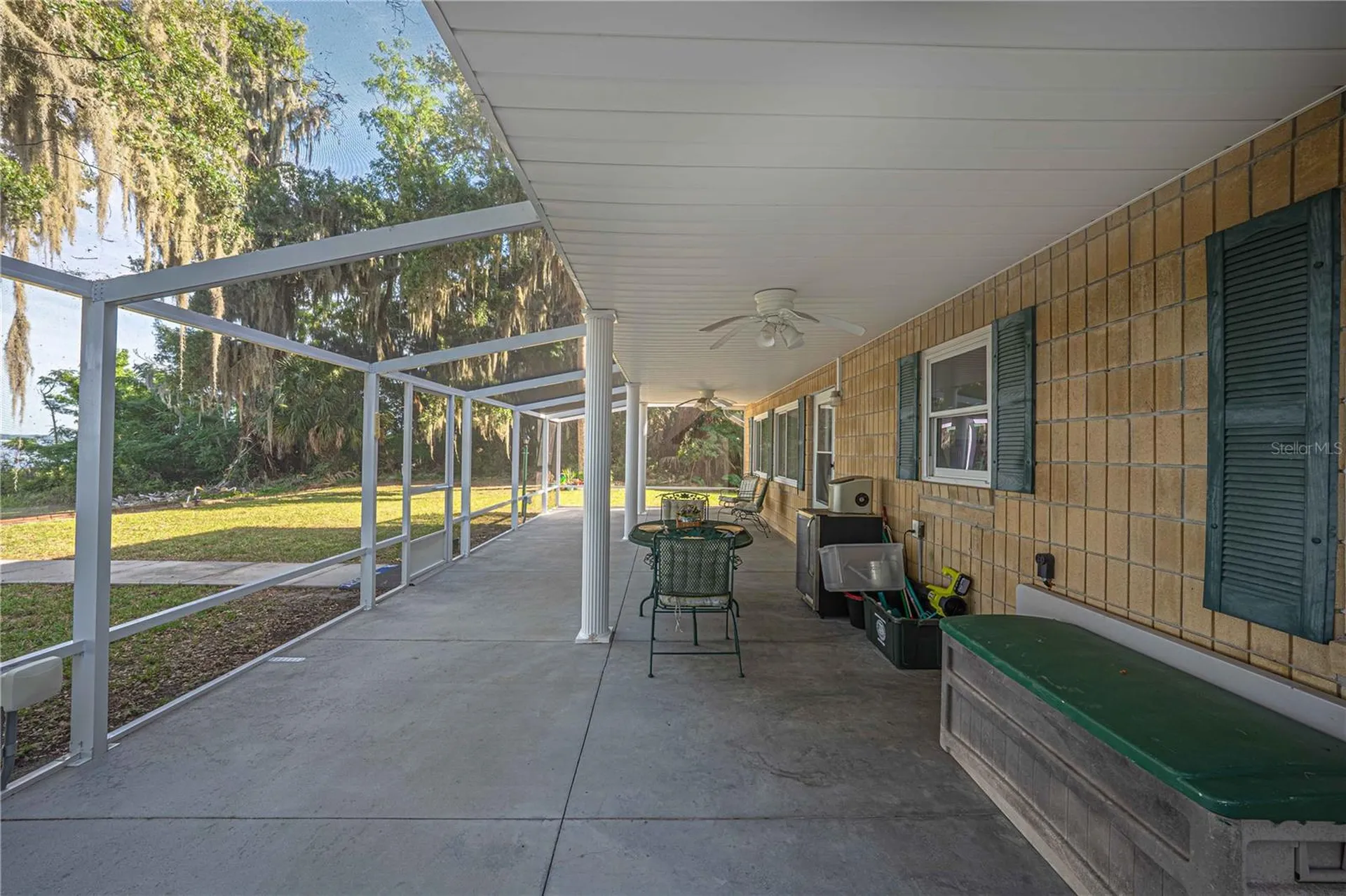 11690 SE 132nd Street Road Ocklawaha FL 32179