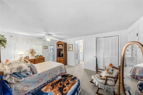 11690 SE 132nd Street Road Ocklawaha FL 32179