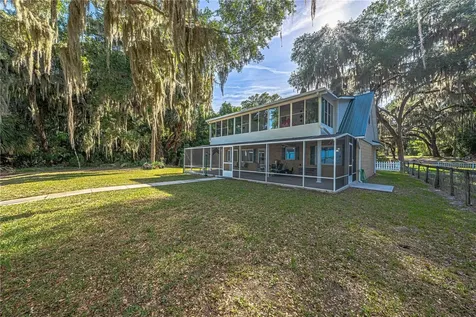 11690 SE 132nd Street Road Ocklawaha FL 32179