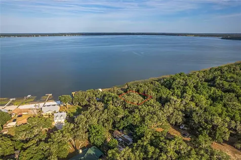 11690 SE 132nd Street Road Ocklawaha FL 32179