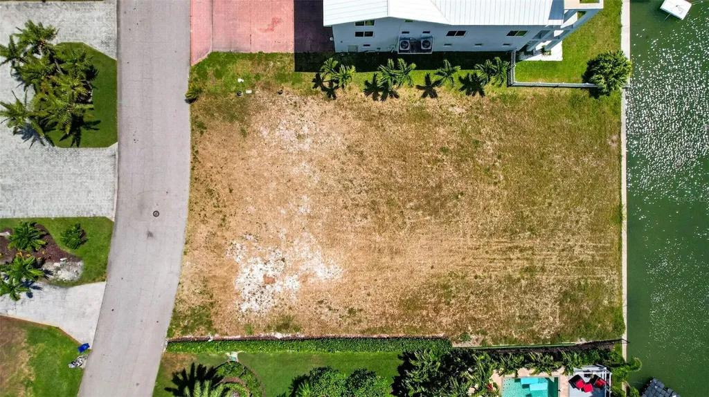 1 1st Avenue S Tierra Verde FL 33715