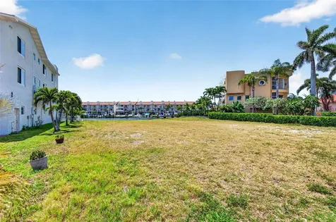 1 1st Avenue S Tierra Verde FL 33715