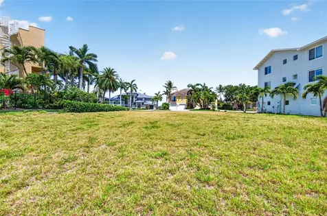 1 1st Avenue S Tierra Verde FL 33715