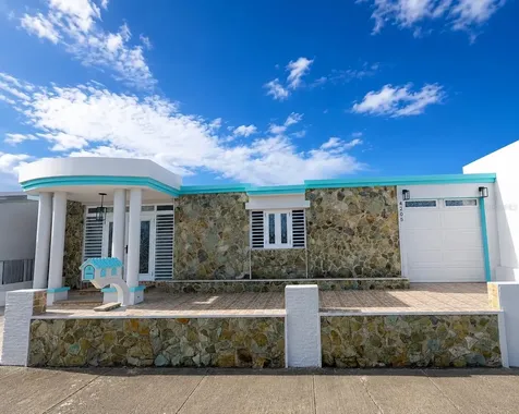 4205 Urb Villa Del Carmen Ave. Constancia Ponce PR 00731