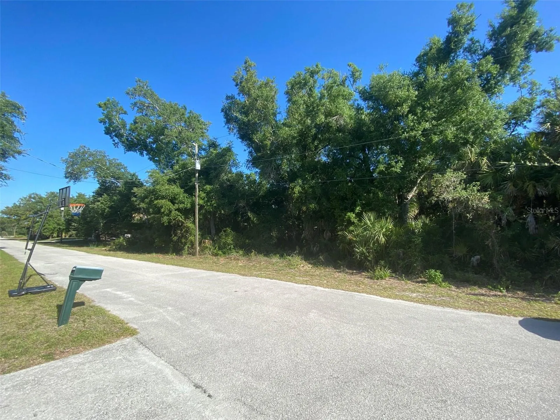 April Avenue North Port FL 34288