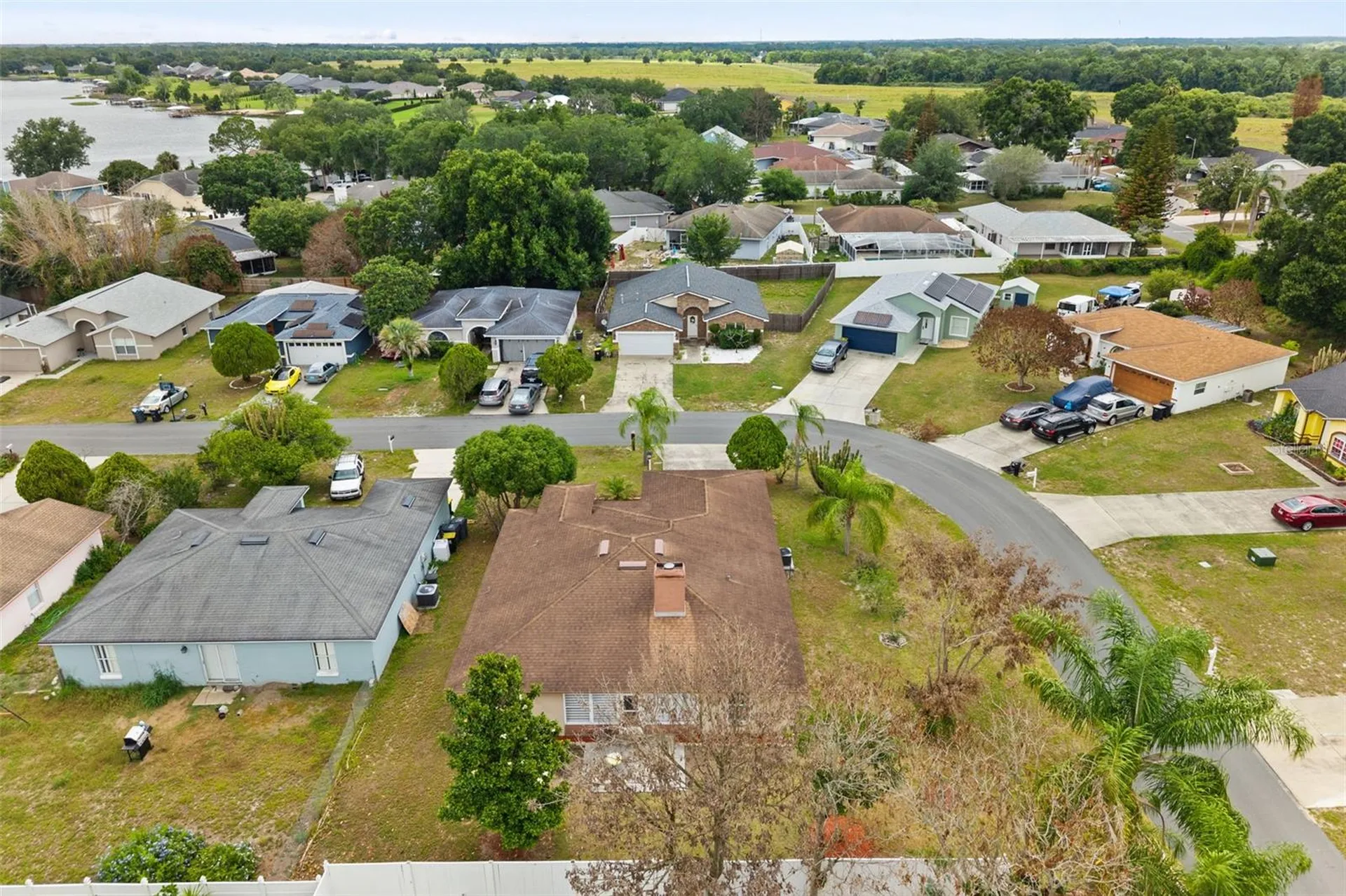 329 Lake Daisy Loop Winter Haven FL 33884