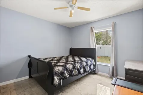 329 Lake Daisy Loop Winter Haven FL 33884