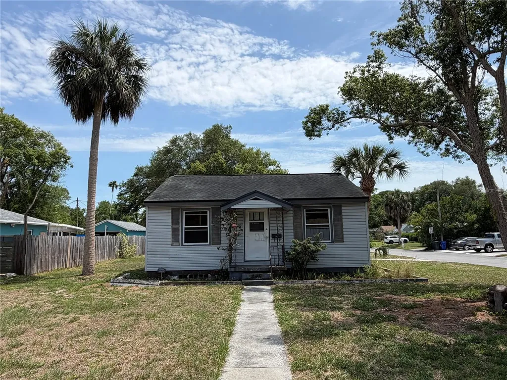 453 San Salvador Drive Dunedin FL 34698