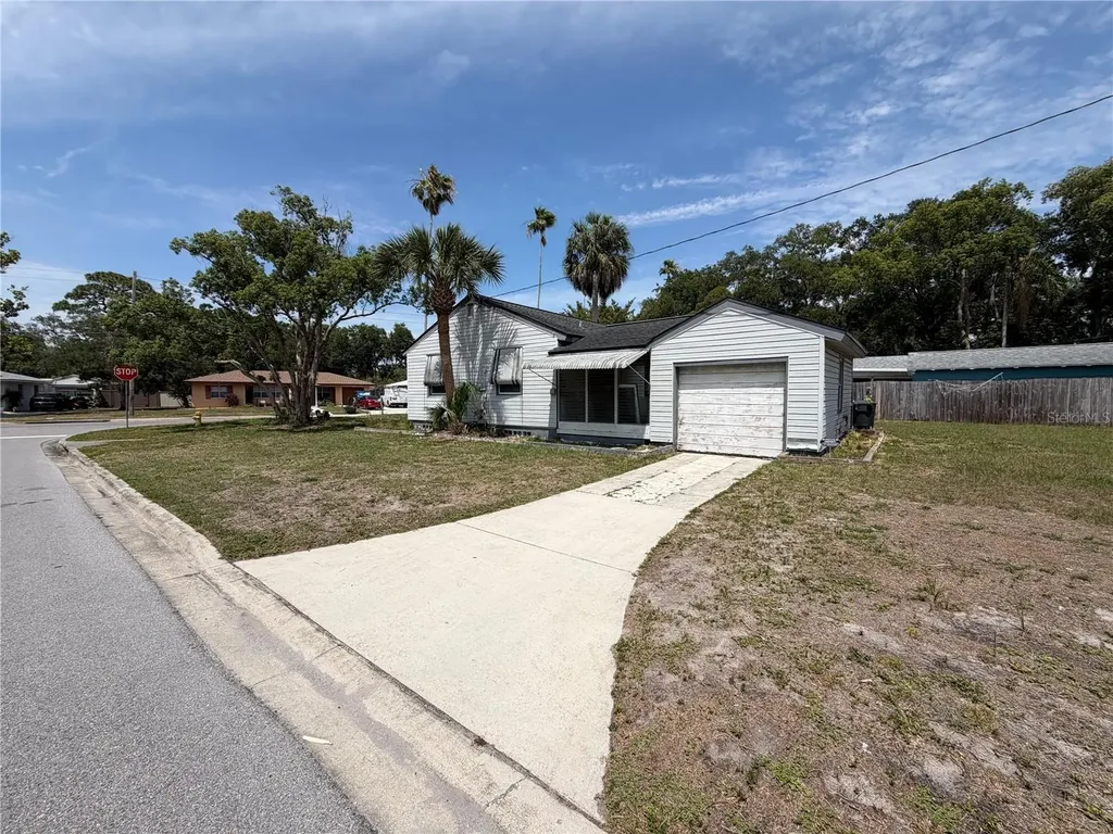 453 San Salvador Drive Dunedin FL 34698