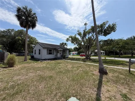 453 San Salvador Drive Dunedin FL 34698
