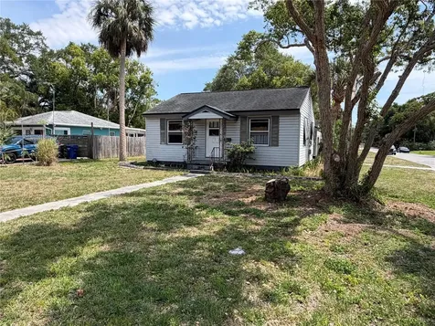 453 San Salvador Drive Dunedin FL 34698
