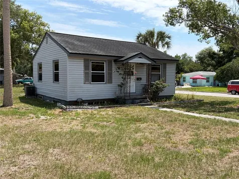 453 San Salvador Drive Dunedin FL 34698