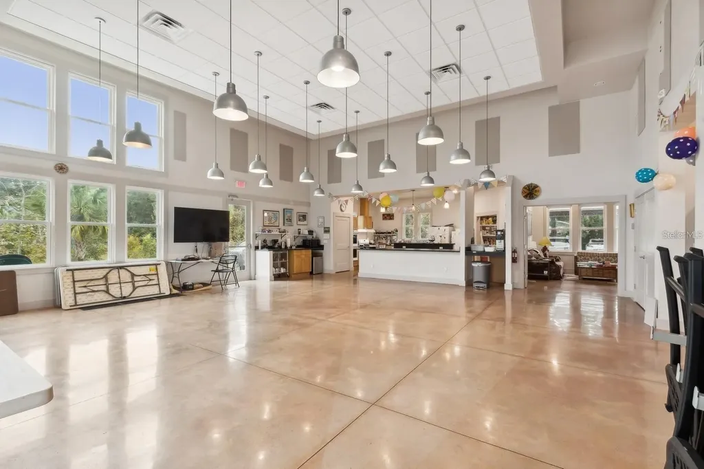 2660 NW 47th Terrace Gainesville FL 32606