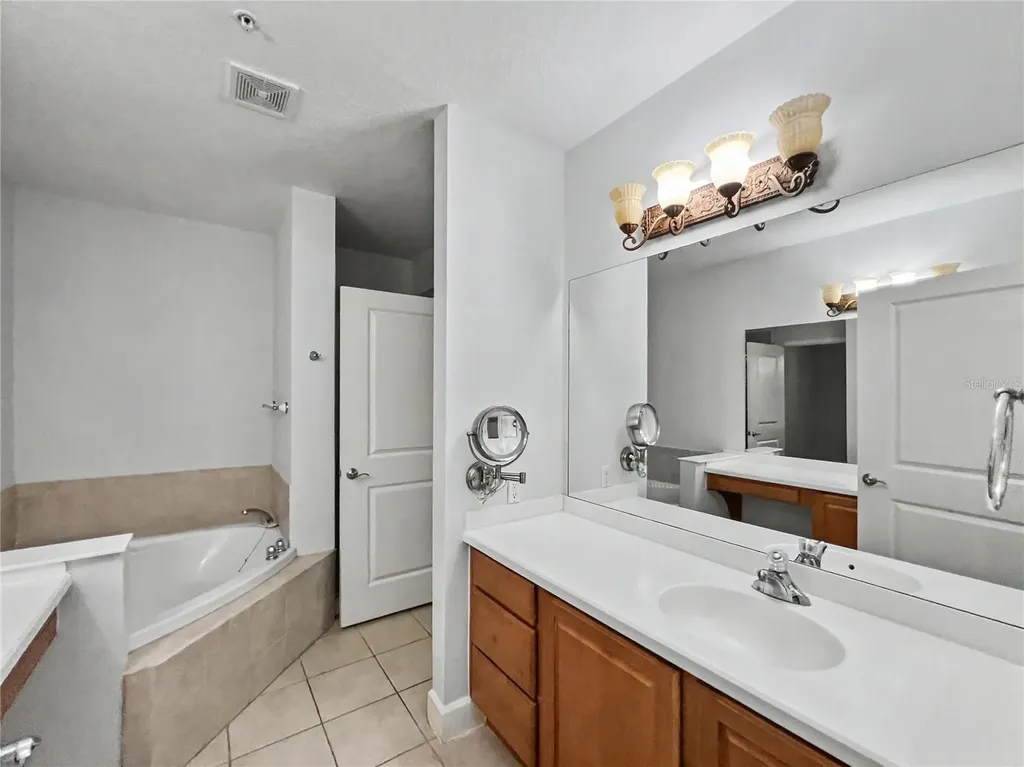 1230 Wright Circle Celebration FL 34747