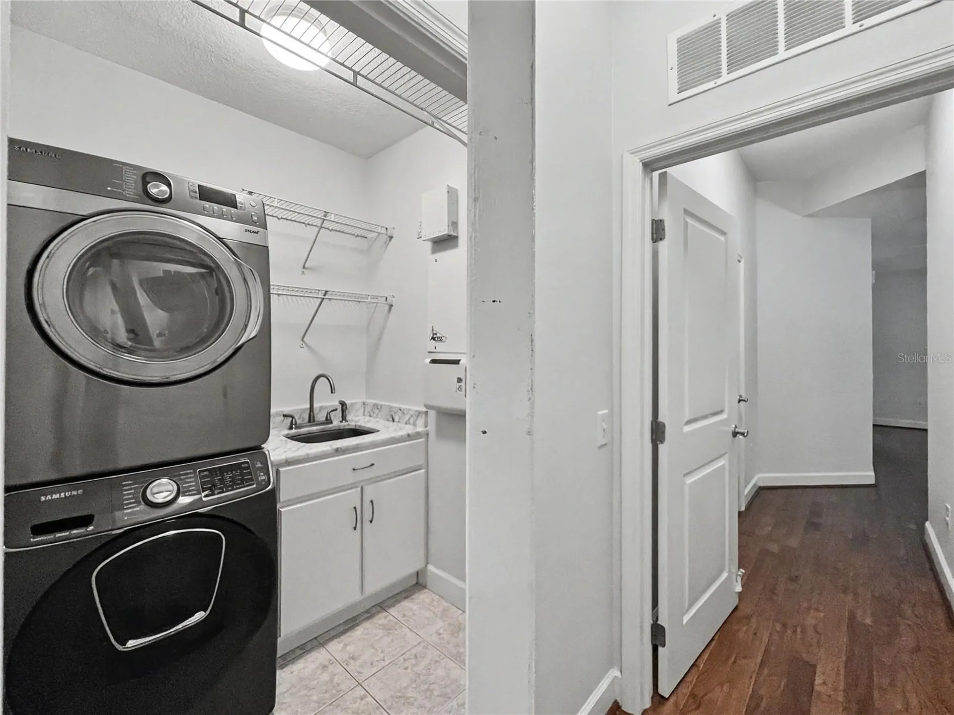 1230 Wright Circle Celebration FL 34747