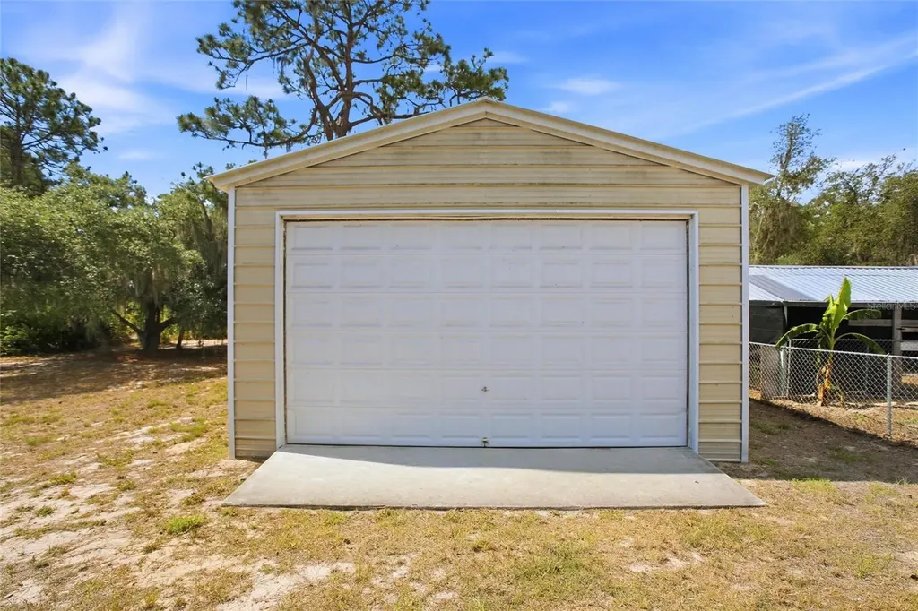 1427 Crossview Street Lake Placid FL 33852