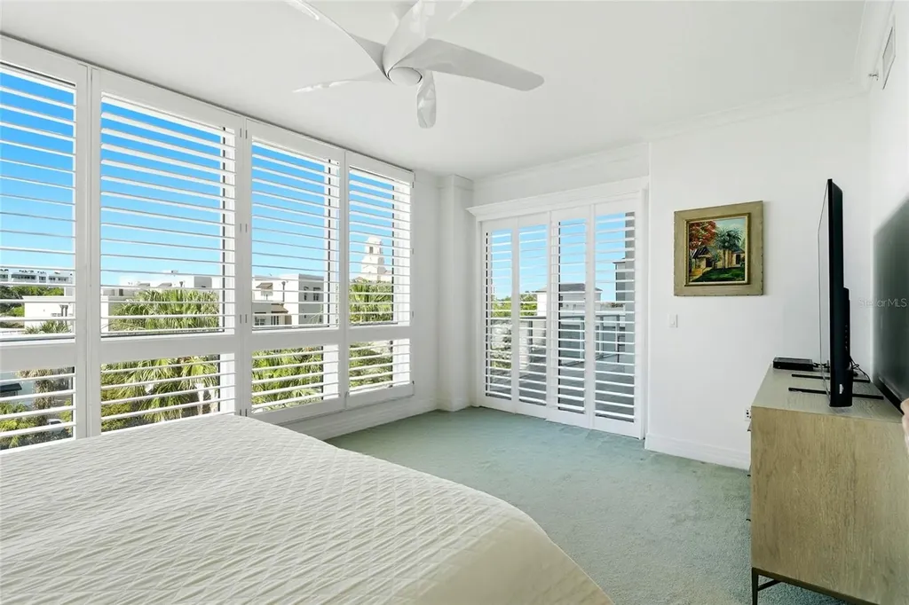 400 Beach Drive NE St Petersburg FL 33701