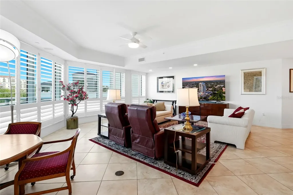 400 Beach Drive NE St Petersburg FL 33701