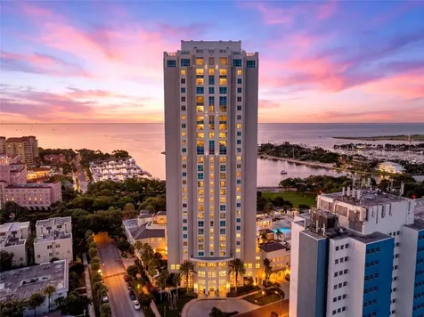 400 Beach Drive NE St Petersburg FL 33701