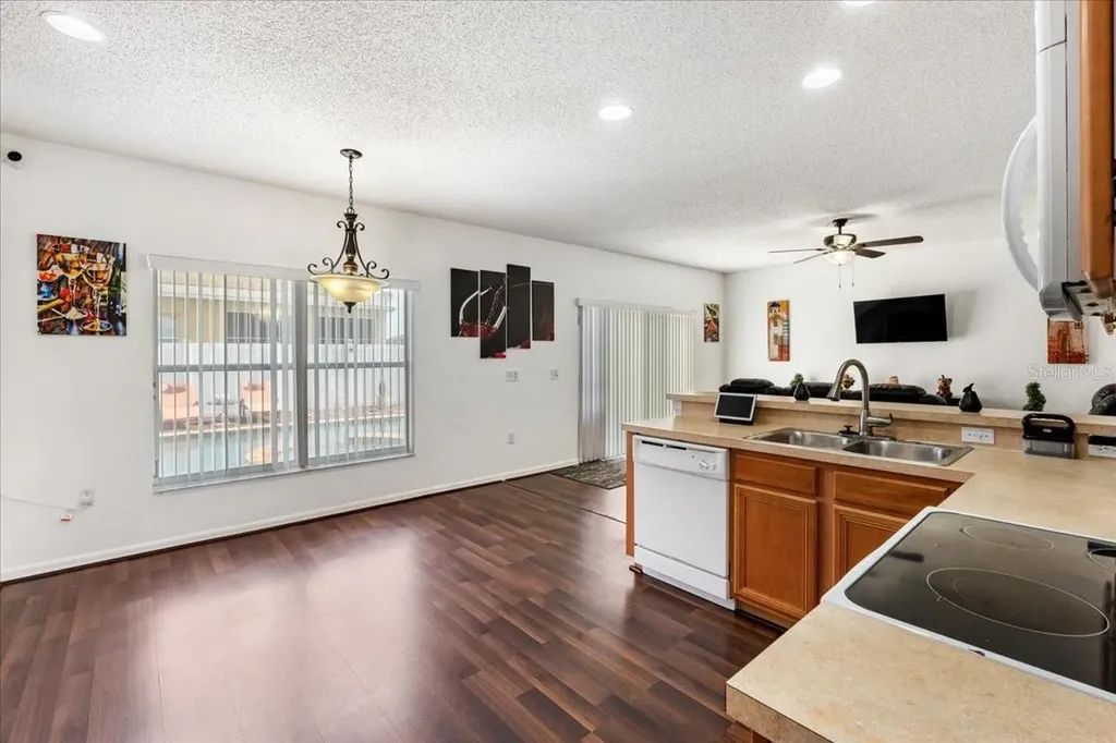 2074 Rio Grande Canyon Loop Kissimmee FL 34759